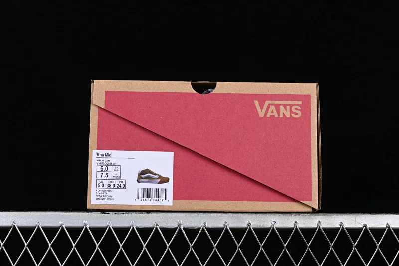 All categories Vans Vans series Vans Mid Vans Zhongbang Vans Knu Skool Vans official fat version of mid-top bread shoes VN000CQ95SMR